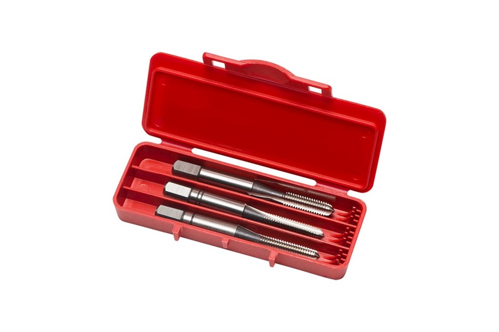 E100M8NO8 Dormer DIN352 HSS Handtappenset M8 6H met rechte spaangroeven ongecoat 3-delige set serietappen (NO8) voor- middel- en nasnijder