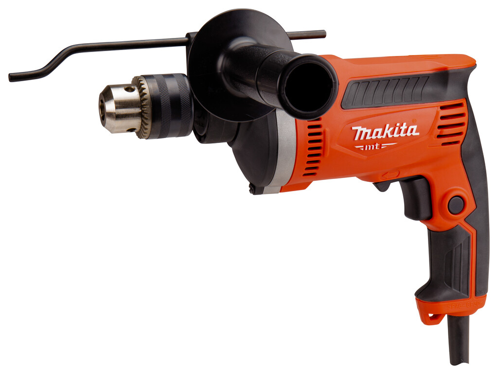 M8100KX2 Makita 230V Klopboormachine met 26-delige accessoire set in kunststof koffer
